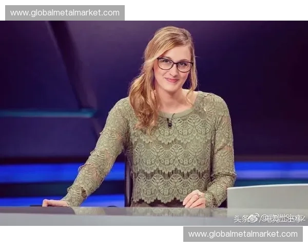 韩国LOL职业选手恩静荣获全场MVP助力战队夺冠展现非凡实力